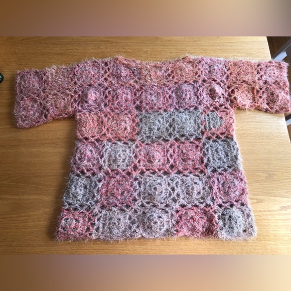 Fuzzy Peach Granny Square Hand Knit Sweater-Large - Picture 5 of 5
